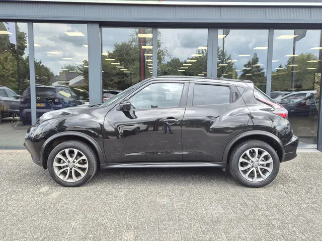 Nissan Juke 1.6 Connect Edition 2015 Benzine 16