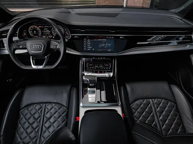 Audi Q7 60 TFSI e Competition 2020 Hybride Benzine 12