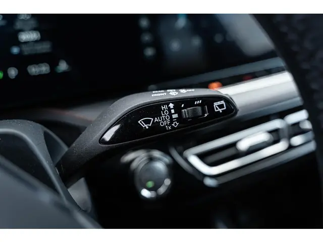 MG HS Plug-in Hybrid 1.5 Luxury 2024 Hybride Benzine 25