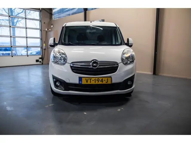 Opel Combo 2