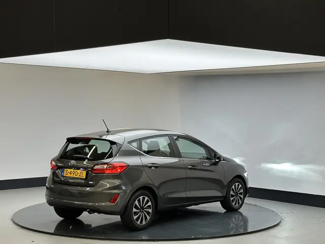 Ford Fiesta 1.0 EcoBoost Hybrid Titanium 2023 Benzine 13