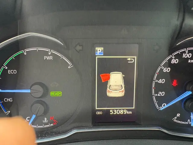 Toyota Yaris 1.5 Hybrid Design 2018 Hybride Benzine 12