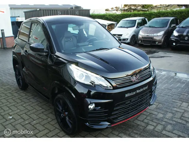 Ligier JS60 Brommobiel Ultimate Sun 2023 Diesel 6