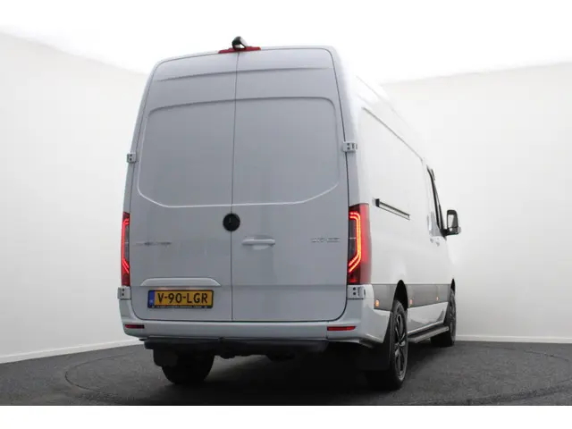 Mercedes-Benz Sprinter 317 CDI Aut. L2H2 2022 Diesel 19