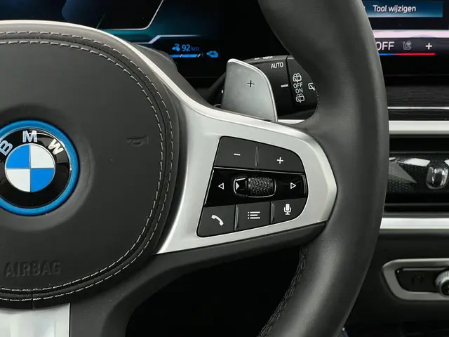 BMW X5 xDrive50e 2024 Hybride Benzine 10