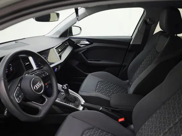 Audi A1 Sportback 30 TFSI/116PK S Line 2025 Benzine 16