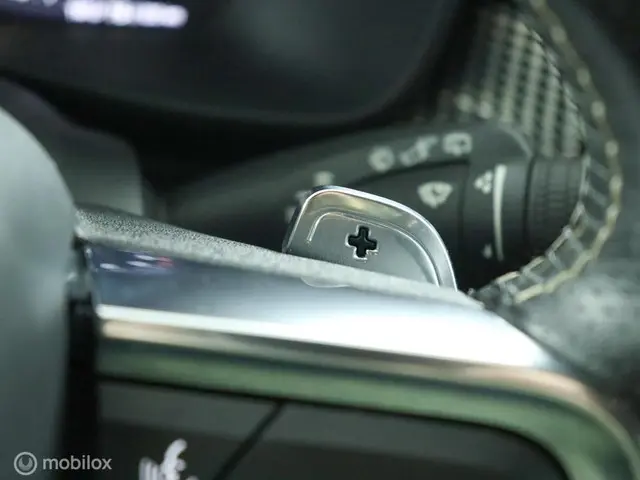 Volvo XC40 2.0 T4 R-Design 2019 Benzine 21