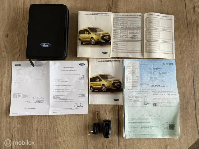 Ford Tourneo Connect Compact 1.6 Titanium 2015 Benzine 24