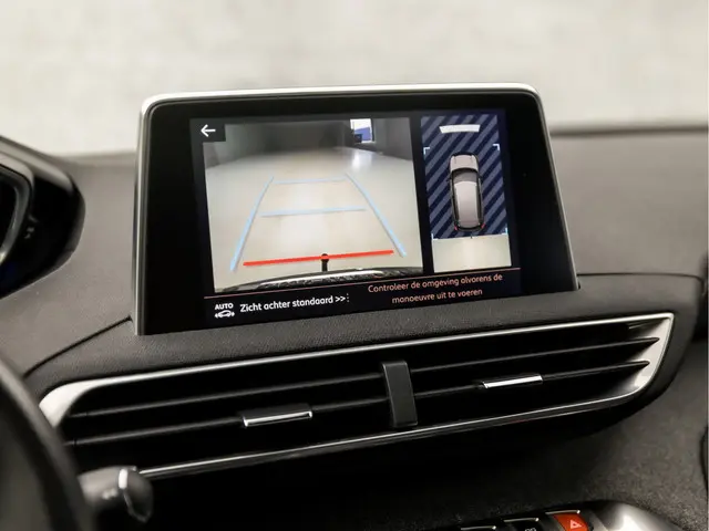 Peugeot 3008 1.6 e-THP GT Line 2017 Benzine 17