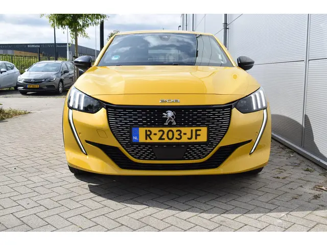 Peugeot 208 1.2 PureTech GT-Line 2020 Benzine 10