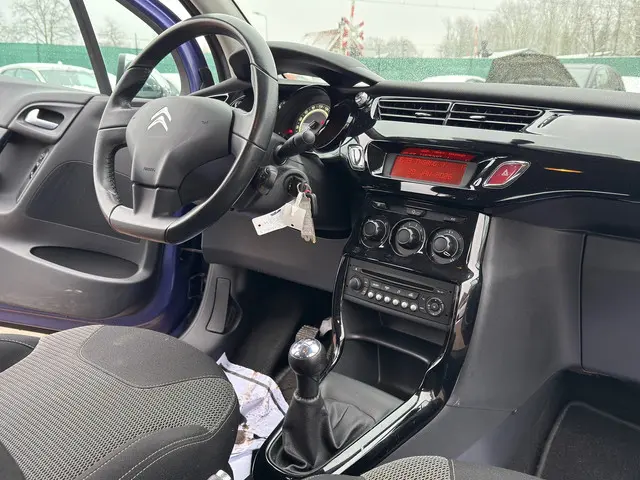 Citroën C3 1.2 VTi Collection/ LED/ LAAG KM 2014 Benzine 9