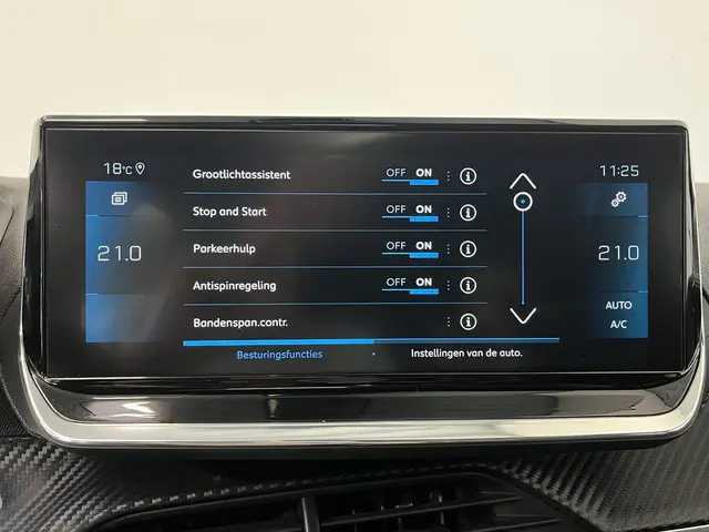 Peugeot 208 1.2 PureTech 100pk GT 2021 Benzine 25