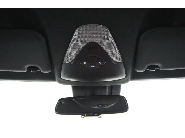 Toyota C-HR 1.8 Hybrid Bi-Tone 2018 Hybride Benzine 33