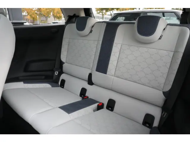 MINI Cooper Cabrio E 2025 Benzine 19