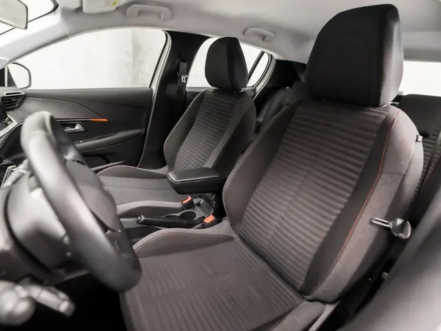 Peugeot 208 1.2 PureTech Sport 2020 Benzine 14