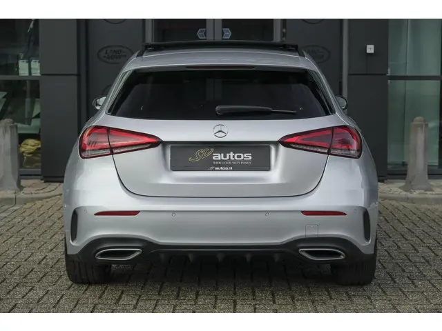 Mercedes-Benz A-Klasse A220 AMG 190pk 2019 Benzine 19