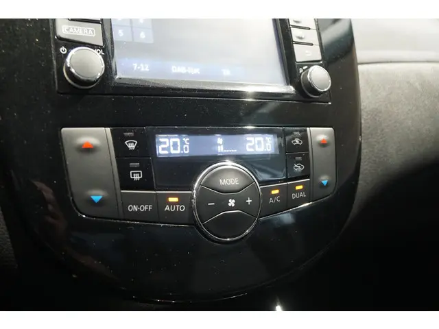 Nissan Pulsar 1.2 DIG-T N-Connecta 2016 Benzine 17