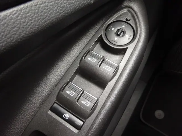 Ford Kuga 1.5 Titanium 2016 Benzine 19