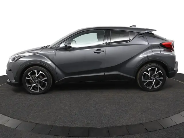 Toyota C-HR 3