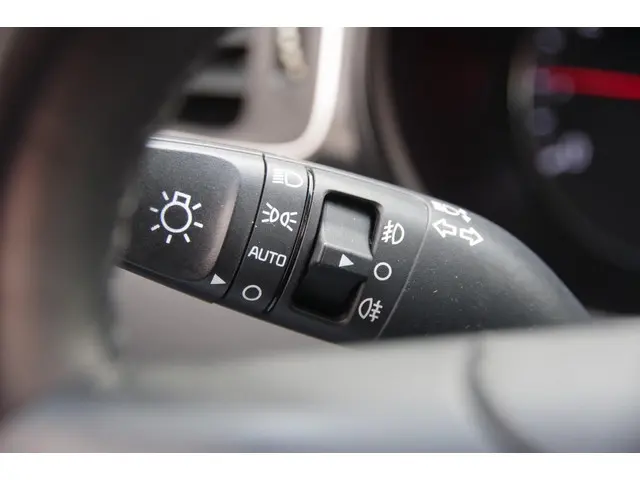 Kia Carens 1.6 GDi Business Pack 2013 Benzine 12