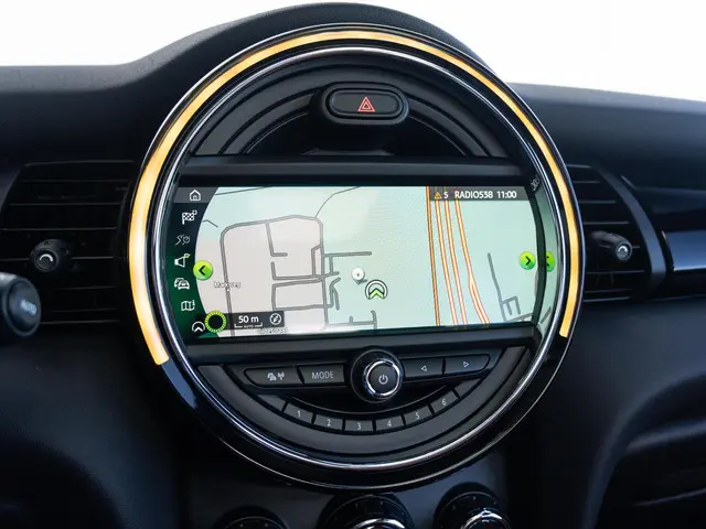 MINI 3-Deurs Cooper 2021 Benzine 32
