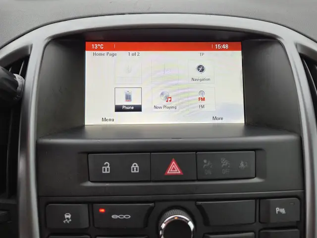 Opel Astra 1.4 Turbo NIEUW DISTRUB KETTING 2015 Benzine 14