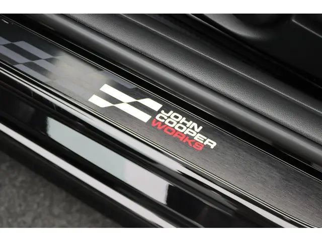 MINI 3-Deurs Cooper C 2024 Benzine 15