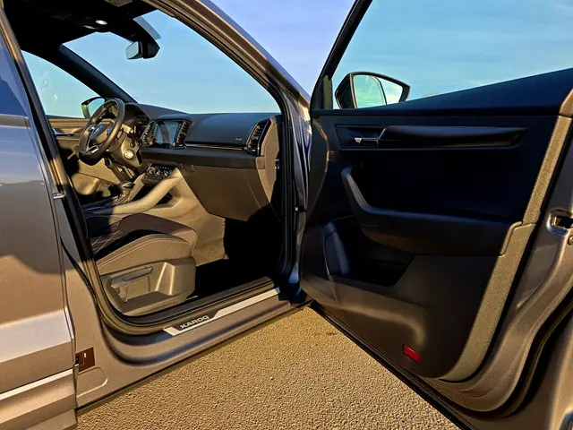 Škoda Karoq 1.5 TSI ACT Sportline Business 2024 Benzine 12