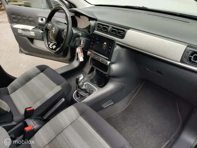 Citroën C3 1.2 PureTech ELLE 2018 Benzine 11
