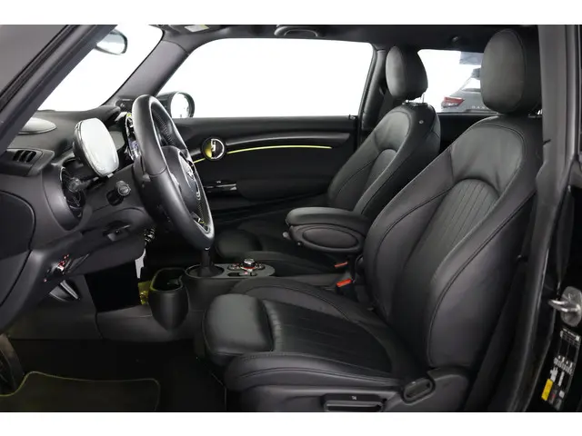 MINI Electric Cooper MINI Yours 33 kWh 2024 Elektrisch 13