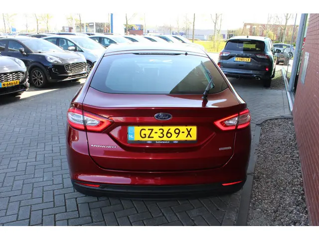 Ford Mondeo 1.0 EcoBoost 125 PK Trend 2015 Benzine 12