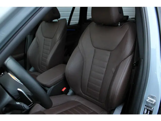 BMW X3 xDrive30e m Sport 2022 Hybride Benzine 3