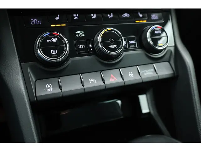 Škoda Kodiaq 1.5 TSI Style Business 7p. DSG 2023 Benzine 38