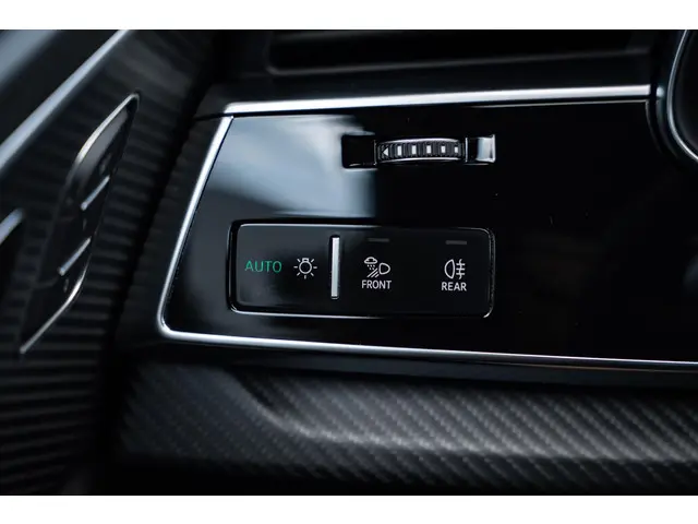 Audi Q8 4.0 TFSI RS Q8 quattro 2022 Benzine 37