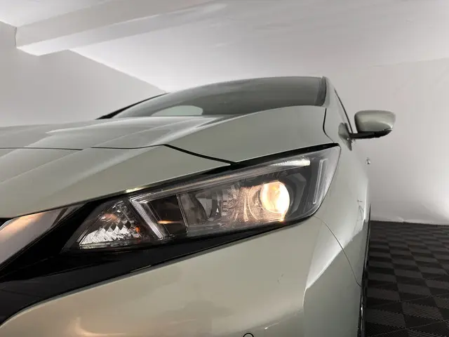Nissan Leaf 2.ZERO EDITION 40 kWh 2018 Elektrisch 26