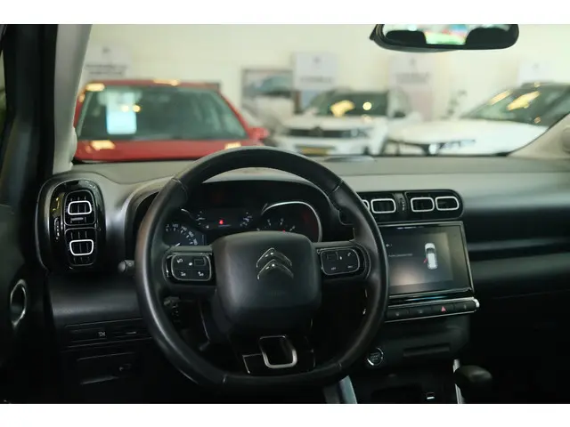 Citroën C3 Aircross PT 110 Shine 2020 Benzine 38
