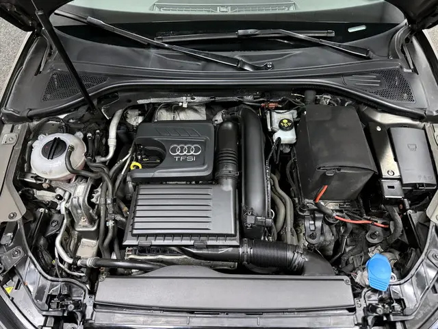 Audi A3 1.4 TFSI CoD 150 pk Ambition 2016 Benzine 19