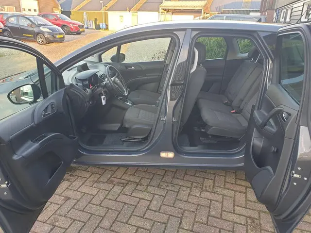 Opel Meriva 1.4 Turbo Berlin 2014 Benzine 5