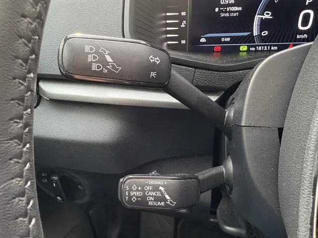 Škoda Karoq 1.5 TSI ACT Business Edition 2022 Benzine 19