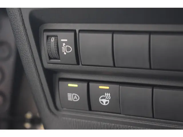 Mazda 2 Hybrid 1.5 Homura Plus 2025 Hybride Benzine 19