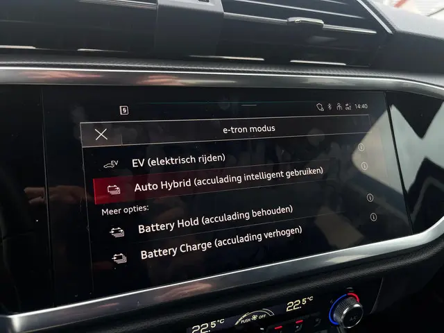 Audi Q3 45 TFSI e edition Plug-in 2024 Hybride Benzine 17