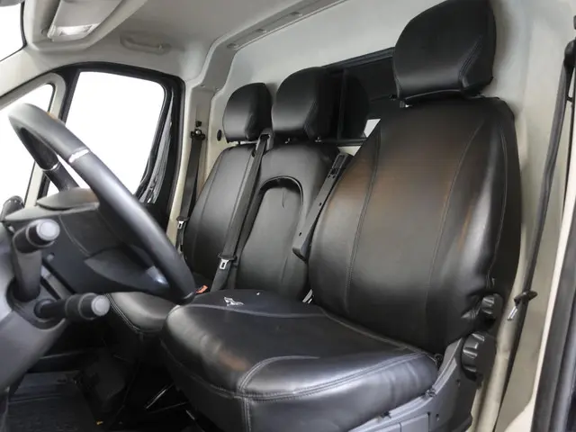 Peugeot Boxer 165PK L3H2 Premium 2021 Diesel 30