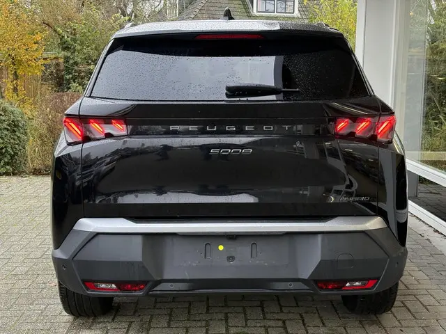 Peugeot 5008 1.2 Hybrid 145 GT 2025 Hybride Benzine 4