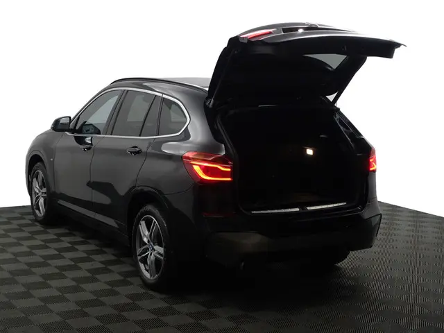 BMW X1 sDrive18i M Sport Aut- 2016 Benzine 30