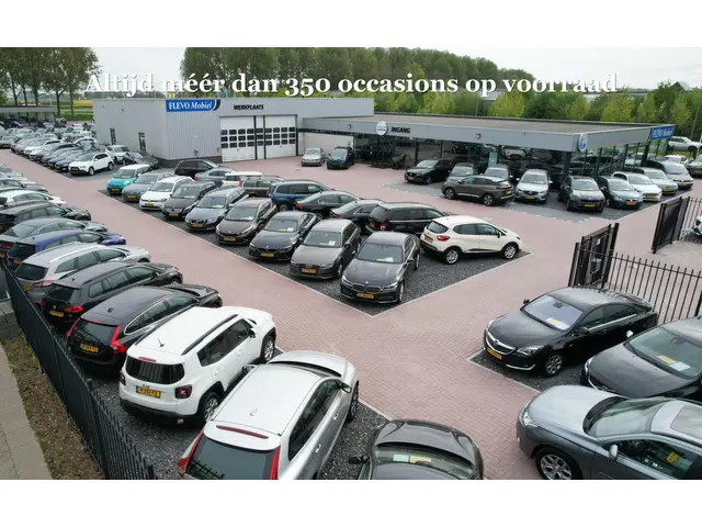 Volvo V40 1.6 T2 Summum Navi|Leder|Clima|LMV 2015 Benzine 33
