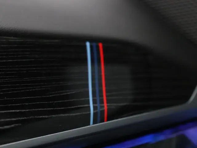 BMW 7 Serie 750e xDrive 2023 Hybride Benzine 23