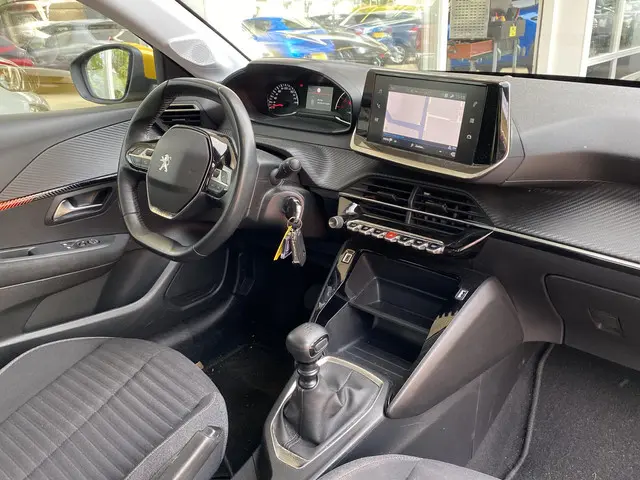 Peugeot 208 1.2T 100pk Active 2020 Benzine 7