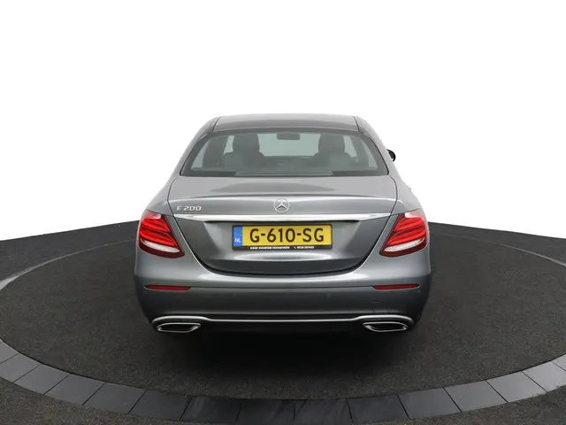 Mercedes-Benz E-Klasse 200 Business 2018 Benzine 8