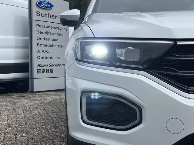 Volkswagen T-Roc Cabrio 1.5 TSI Style 2021 Benzine 38