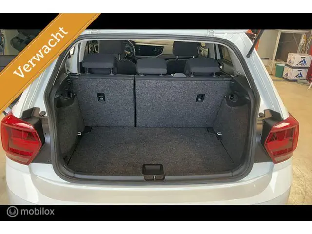 Volkswagen Polo 1.0 TSI Comfortline AUT. 2019 Benzine 11